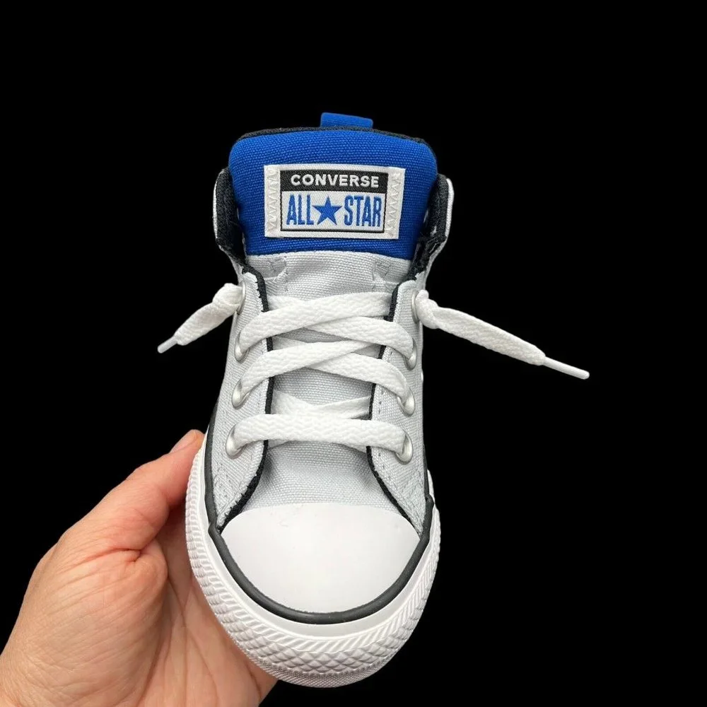 Converse Chuck Taylor All Star Little Boys Slip on Shoe Size 12 Light/Royal Blue